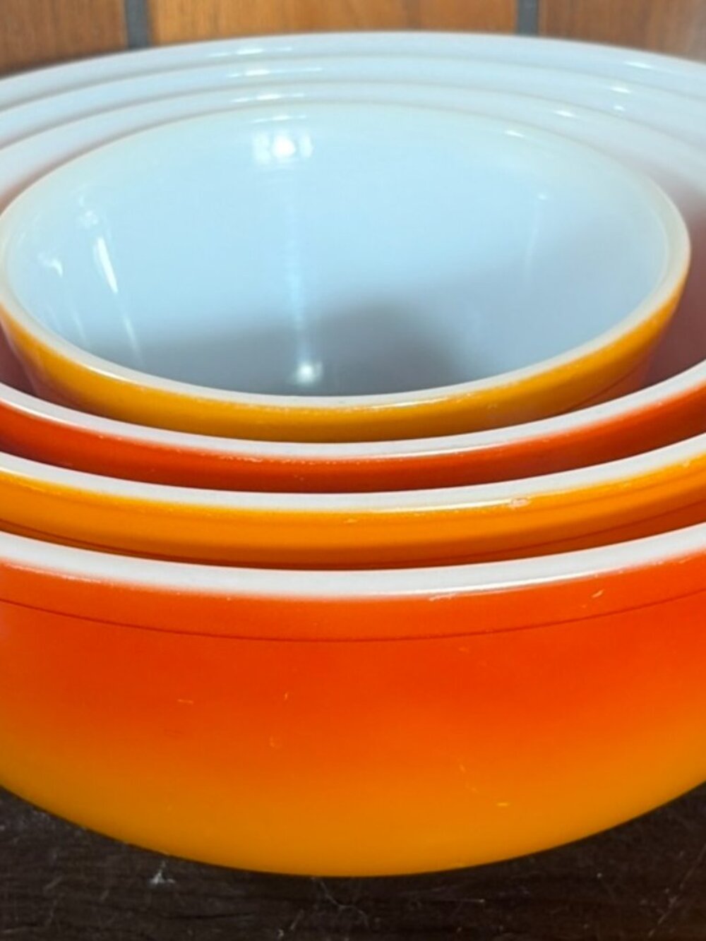 Vintage Set Pyrex Flameglow Mixing Bowls Orange to Red Hombre 404/403/402/401